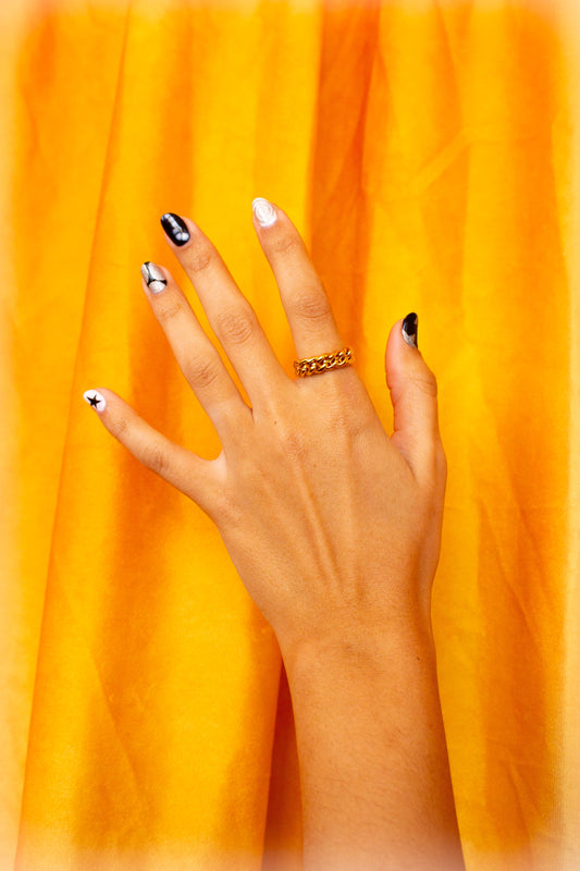 Chunky Chain Titanium Ring