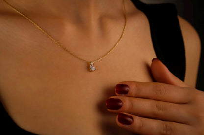 Dainty Diamond Teardrop Necklace in 925 Sterling Silver